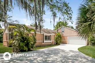 6621 Fort Pierce Blvd in Fort Pierce, FL - Building Photo - Building Photo
