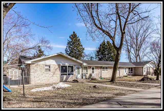 613 E Washington St in New London, WI - Building Photo