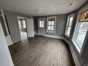 17 Duxbury Rd in Worcester, MA - Building Photo - Building Photo