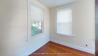 47 Fairbanks St, Unit 2 in Boston, MA - Building Photo - Building Photo