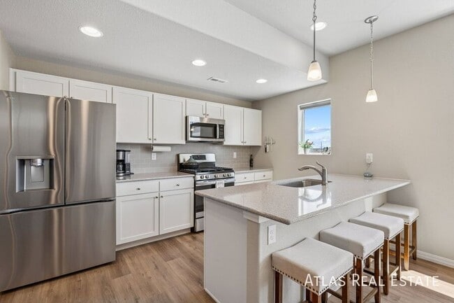 7446 Marbled Wood Pt in Colorado Springs, CO - Building Photo - Building Photo