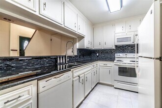 2833 Panagard Dr in Houston, TX - Building Photo - Building Photo