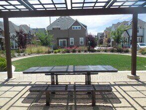 1209 Lavande Dr in Roseville, CA - Building Photo - Building Photo