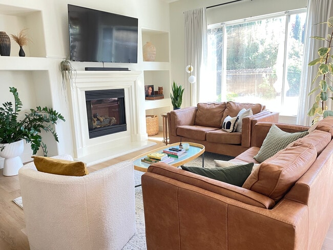 property at 4048 Clarewood Way