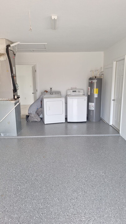 1714 Inlet Dr in North Fort Myers, FL - Building Photo