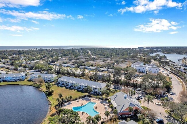 property at 108 Pompano Dr SE