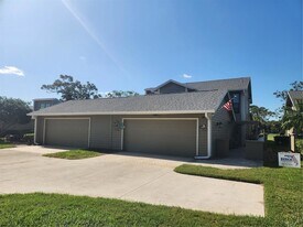 3411 Avenida Madera in Bradenton, FL - Building Photo