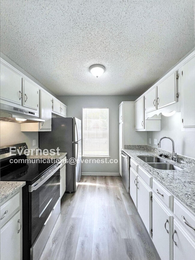 5883 Garden Walk W in Southaven, MS - Building Photo - Building Photo