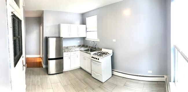 3938 S Talman Ave, Unit 2nd floor in Chicago, IL - Building Photo - Building Photo