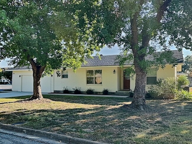 property at 3900 Ruth Rd