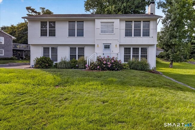 property at 24 Thimble Farms Rd