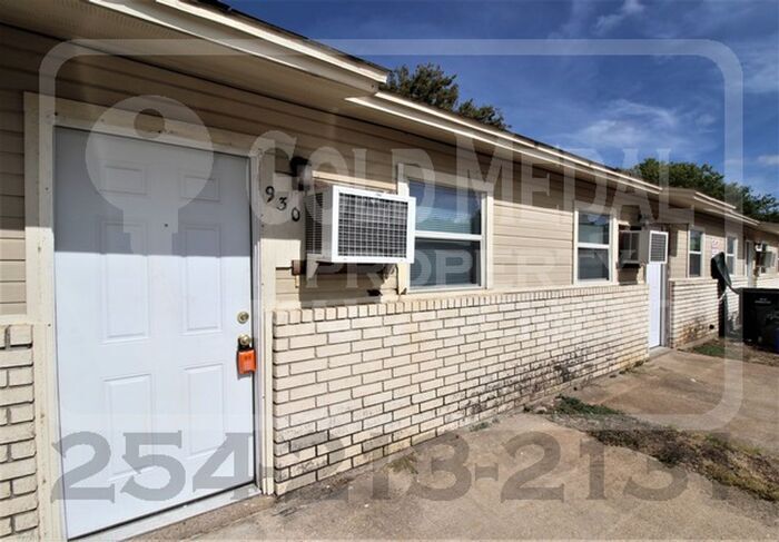 930 J R Ct in Copperas Cove, TX - Foto de edificio