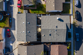 218 14th St in Seal Beach, CA - Building Photo - Building Photo