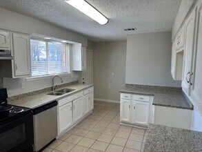 23711 Farm Hill Dr in Spring, TX - Building Photo - Building Photo