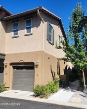 1828 Wind Ranch Rd in Reno, NV - Building Photo - Building Photo