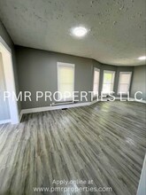 3931 Florence Blvd in Omaha, NE - Building Photo - Building Photo