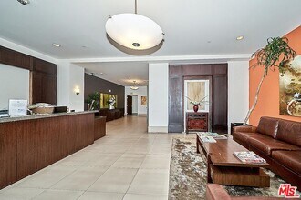 3223 W 6th St in Los Angeles, CA - Building Photo - Building Photo