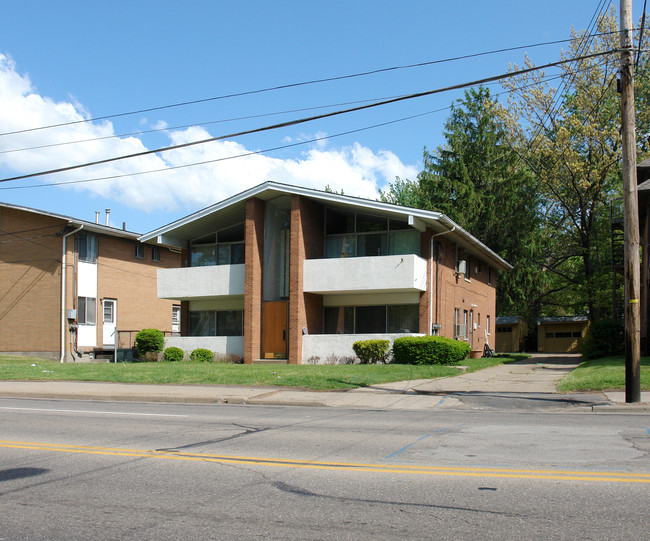 67 E Tallmadge Ave in Akron, OH - Building Photo - Building Photo