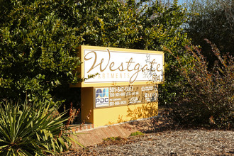 Westgate Apartments in Bryant, AR - Building Photo - Building Photo