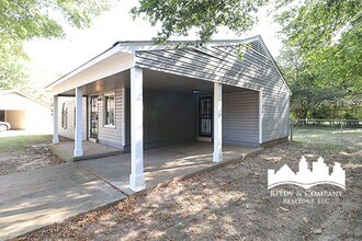 2945 Brook Cove in Horn Lake, MS - Building Photo - Building Photo