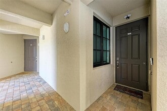 18028 Gawthrop Dr in Bradenton, FL - Building Photo - Building Photo