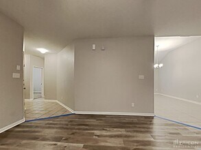 8930 Holland Pk in Converse, TX - Building Photo - Building Photo