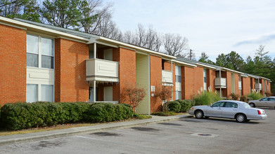 Pearl at Sun Valley in Center Point, AL - Building Photo - Building Photo