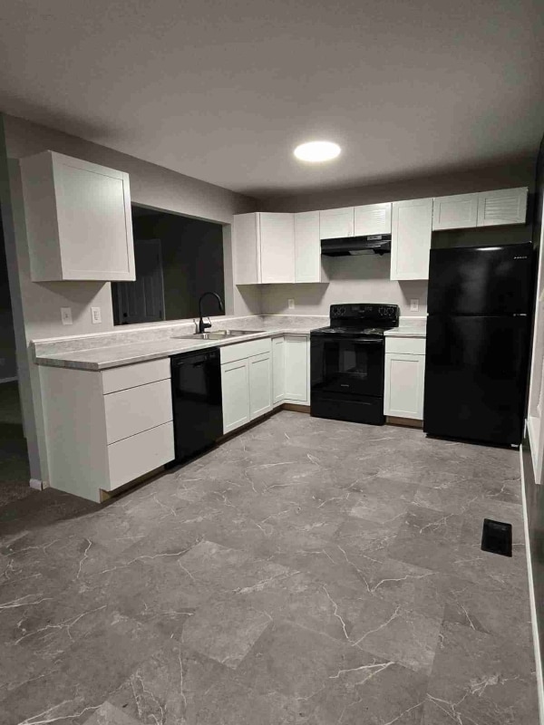 property at 647 musgrove St