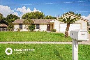 3031 Dillman Dr, Unit 211 in St. Cloud, FL - Building Photo