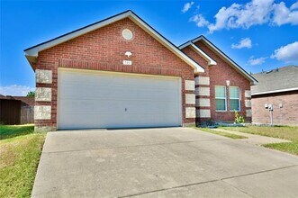 703 Moss Glen Trail in Arlington, TX - Building Photo - Building Photo