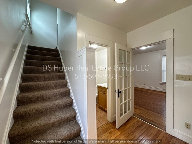 206 S Fairview Ave in Lansing, MI - Building Photo - Building Photo