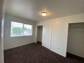 814 Wallace St in Bakersfield, CA - Building Photo - Building Photo