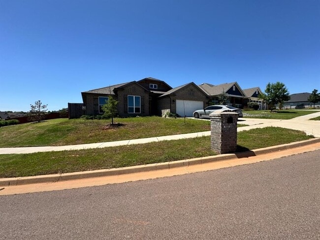 property at 1104 Black Mesa Rd
