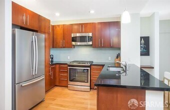 325 Berry St in San Francisco, CA - Building Photo - Building Photo