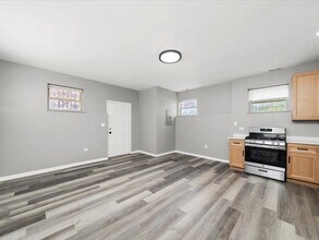 6139 S King Dr in Chicago, IL - Building Photo - Building Photo