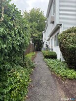 7 Piave St in Stamford, CT - Building Photo