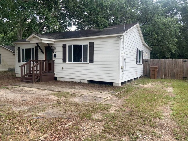 320 Rodenberg Ave | Rentals In Biloxi, MS