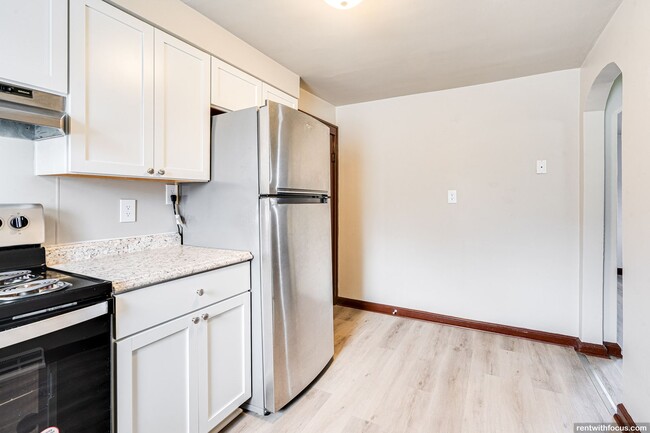 313 E Murray Ave in Appleton, WI - Building Photo - Building Photo