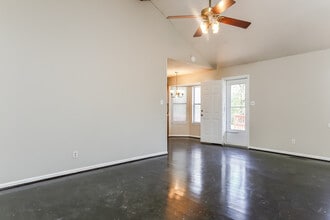123 Almond Cove in Sherwood, AR - Building Photo - Building Photo