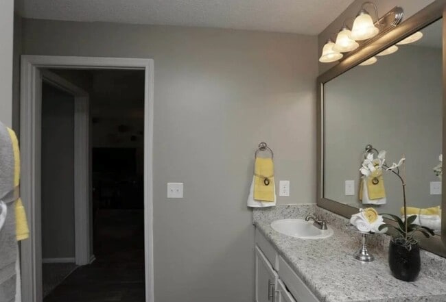 222 Caledon Ct in Greenville, SC - Building Photo - Building Photo
