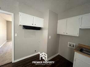 3373 Elk Point Dr in Memphis, TN - Building Photo - Building Photo