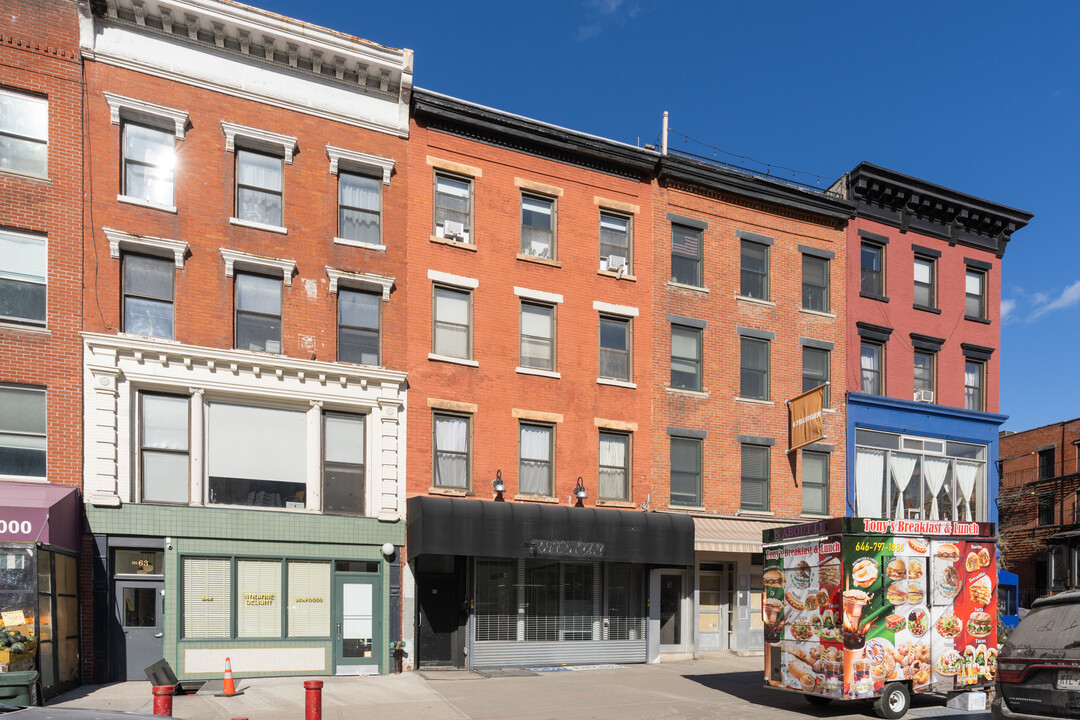 65 Lafayette Ave in Brooklyn, NY - Foto de edificio