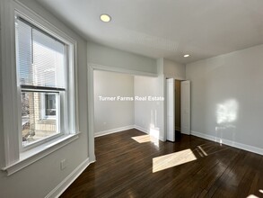 107 Park Dr, Unit 14 in Boston, MA - Building Photo - Building Photo