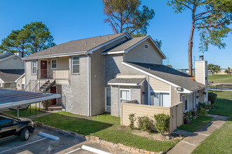 Windfern Meadows in Houston, TX - Building Photo - Building Photo