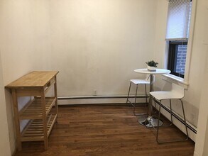 176 W Sixth St in Boston, MA - Building Photo - Building Photo