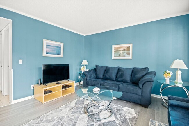 5905 S Kings Hwy in Myrtle Beach, SC - Building Photo - Building Photo