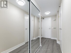 2 Neptune Dr in Toronto, ON - Building Photo - Building Photo