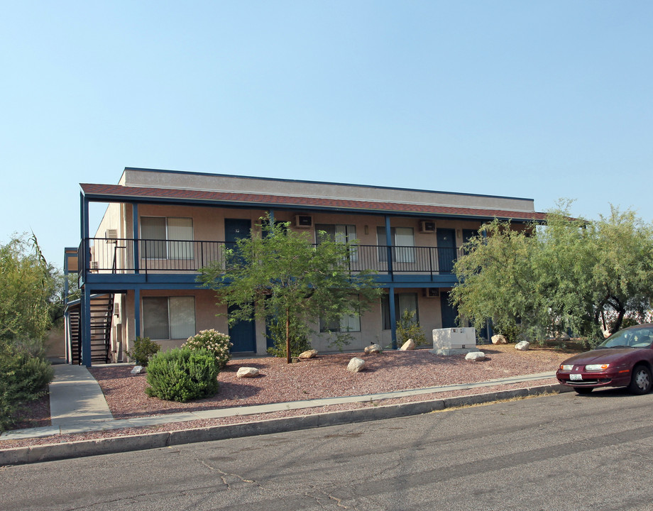 Sunrise Apartments in Tucson, AZ - Building Photo