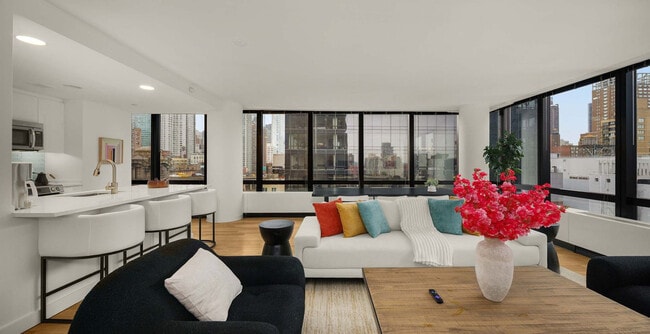 1113 York Ave, Unit SI ID1503017P in New York, NY - Building Photo - Building Photo