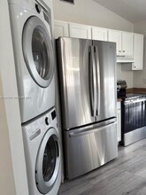 1141 SW 111th Way in Davie, FL - Building Photo - Building Photo